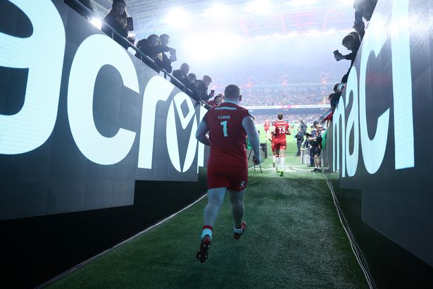 Wales star back on transfer market as England tunnel fight verdict announced