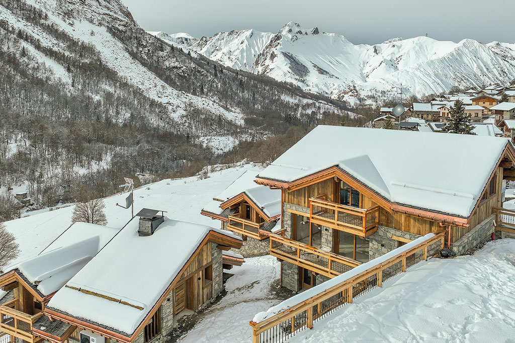 Ski chalet for sale: Saint Martin-de-Belleville, Savoie, Rhône-Alpes, France.
