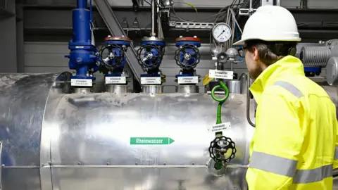 Meet the biggest heat pumps in the world