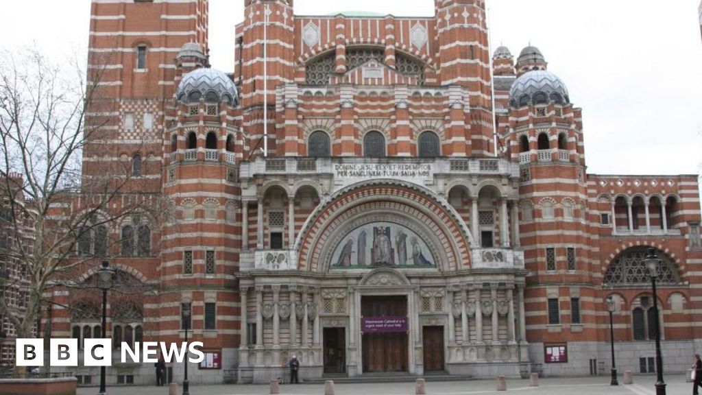 Pope appoints new leader of Catholic Church in England and Wales