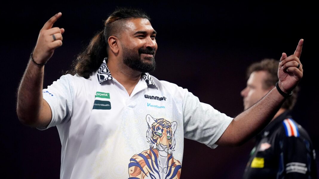 Bunting to face Kumar after historic Indian win