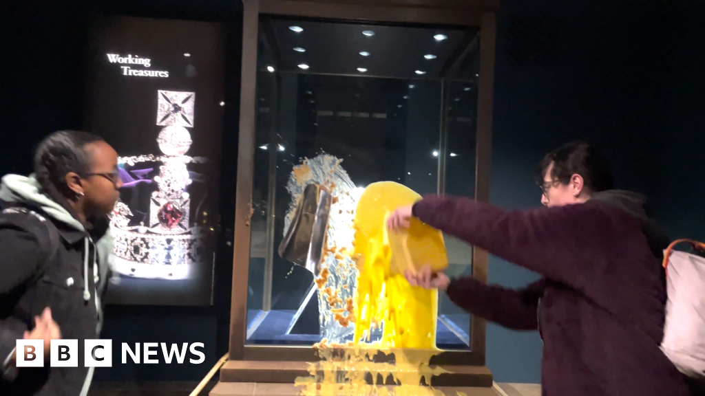 Four arrested over defacing of Crown Jewels display case at Tower of London