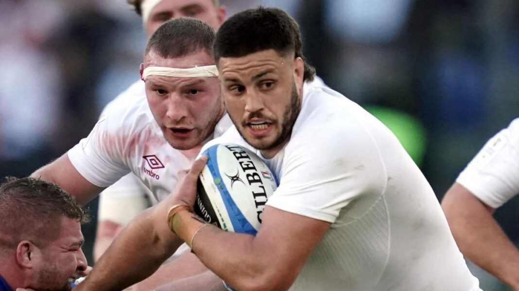 Roots targets England recall after signing new Exeter deal