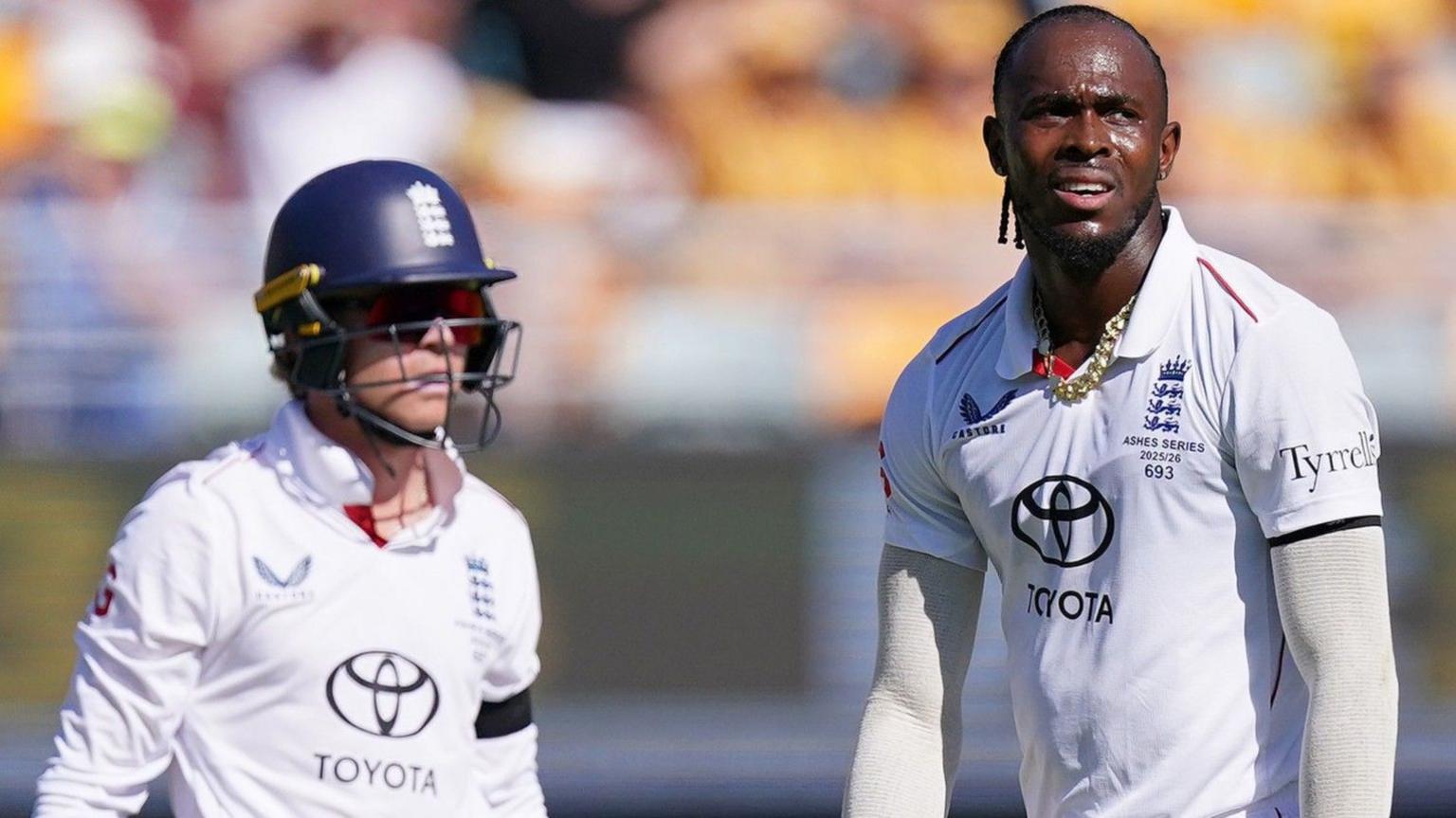 Jofra Archer looks on disappointed