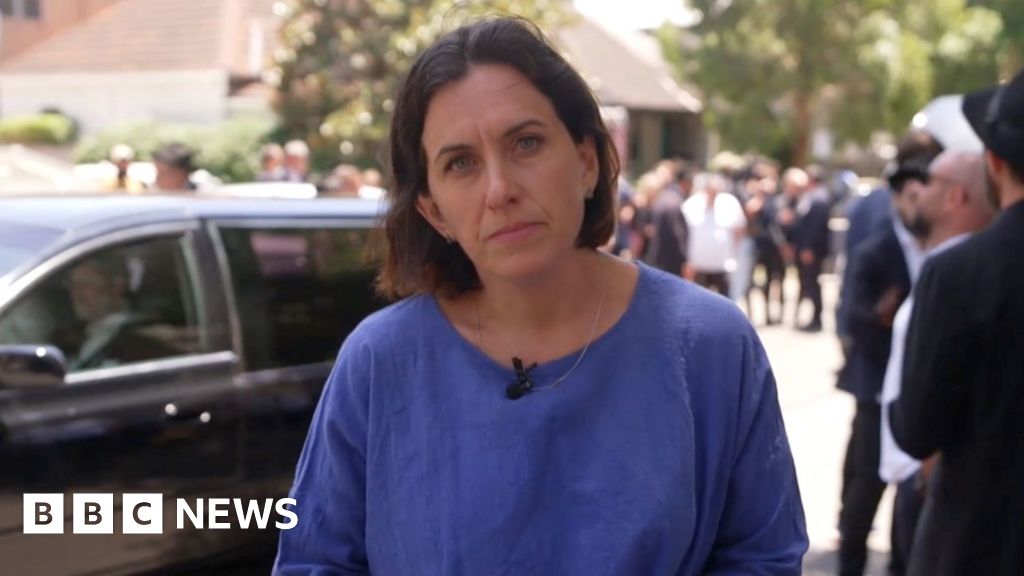 BBC outside Rabbi Schlanger’s funeral as mourners pay tribute