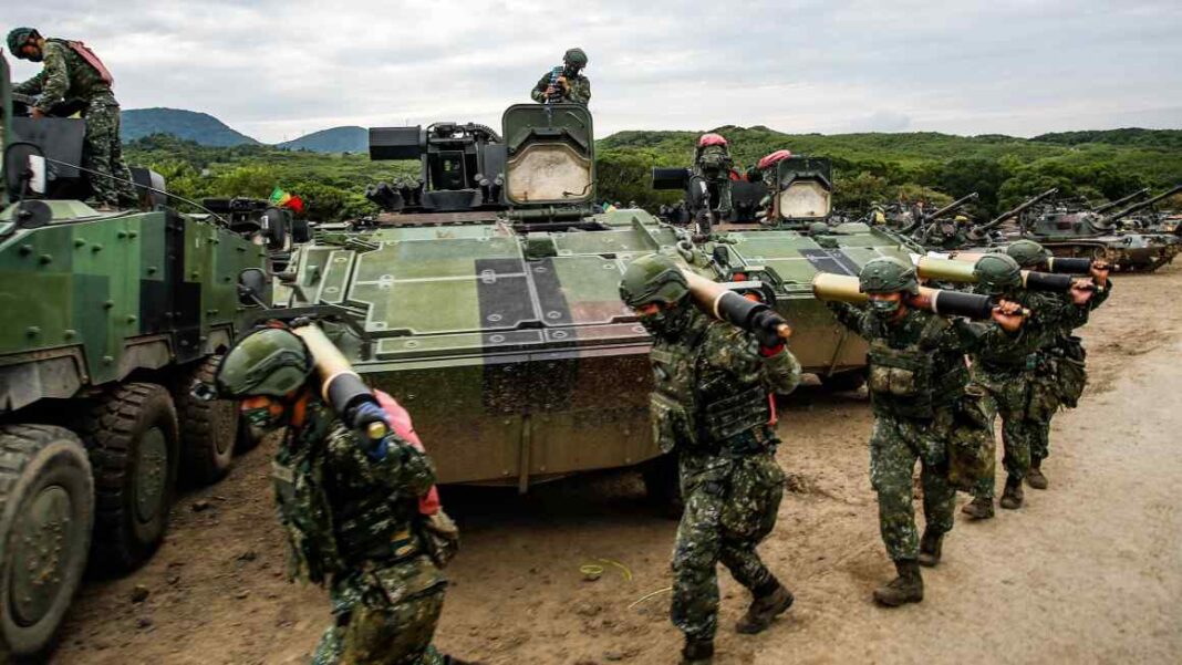 US approves $11bn arms sale to Taiwan