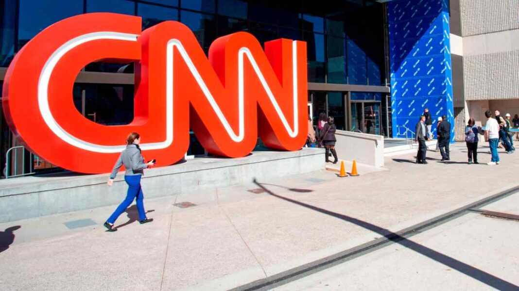 New York hedge fund approached by Warner shareholder to buy CNN