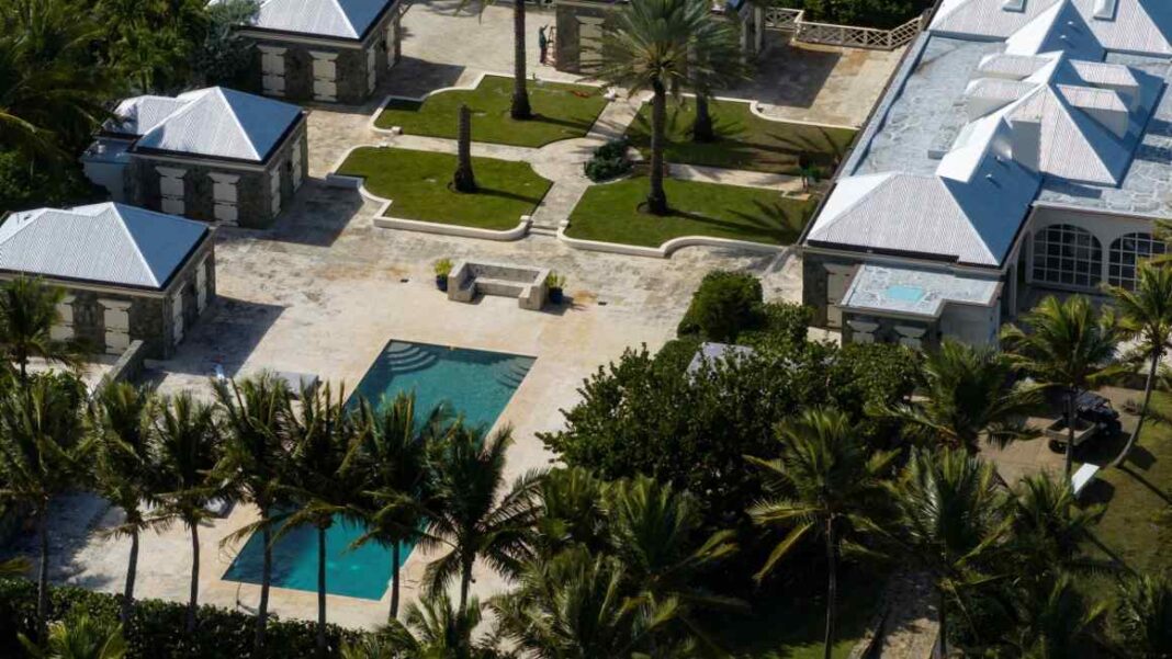 Lawmakers warn Trump administration against heavily redacting ‘Epstein files’