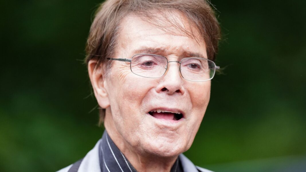 Sir Cliff Richard says he has been treated for prostate cancer